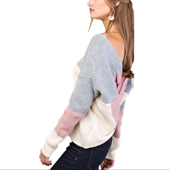 ⭐️FINAL REDUCTION-LAST ONE⭐️Twist-Back Sweater Lg - Picture 3 of 7